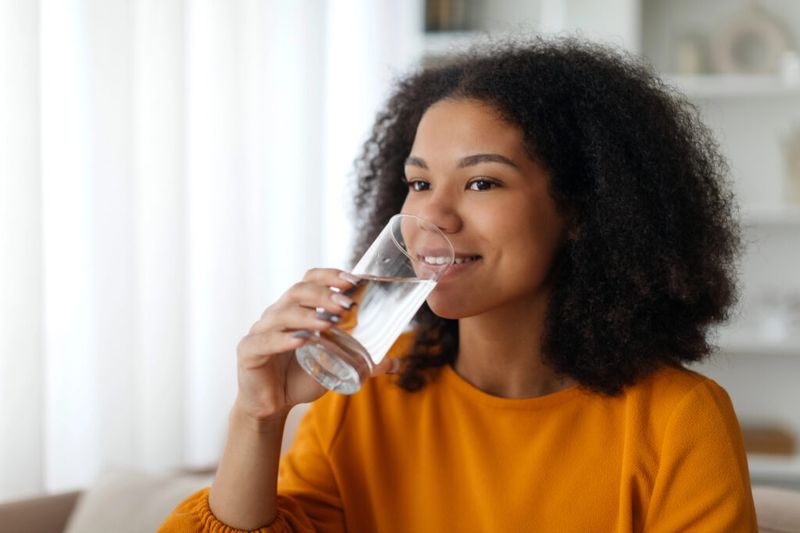 Helps Prevent Constipation With A Balanced Diet