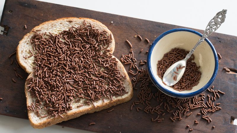 Netherlands – Bread With Hagelslag Or Cheese