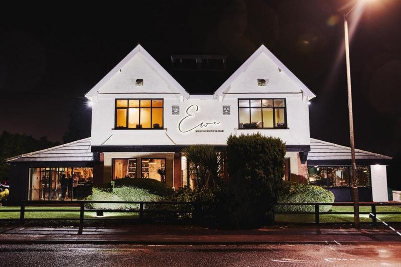 Ewe Restaurant And Bar (Horwich Area)