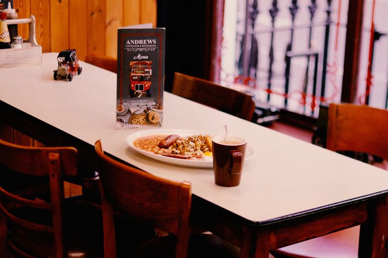 What Table Service And Proper Mugs Say About Changing Cafés