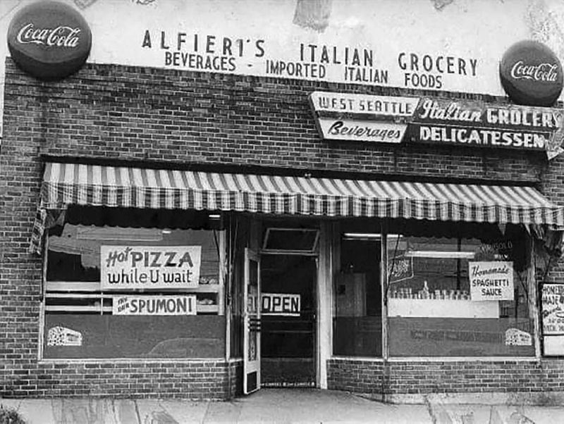Pizza Became Popular Outside Italy In The Early 20th Century