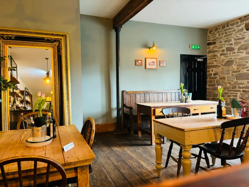 Inn At The Sticks