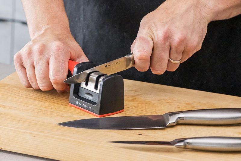 Maintaining Sharpness And Care
