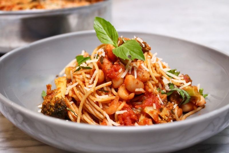 Wholegrain Pasta With Tomato And Olive Oil Sauce