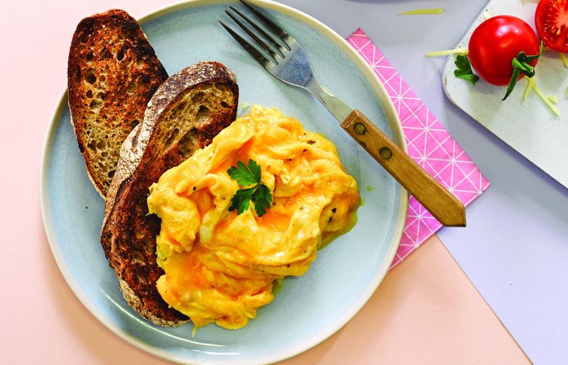 Scrambled Eggs With Wholemeal Toast