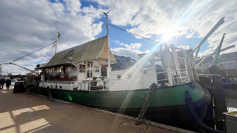 Barge East (Hackney Wick, London)