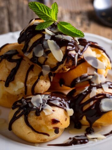 10 Classic Eighties Desserts That Defined The Decade