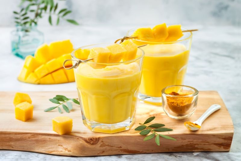 Turmeric Mango Smoothie