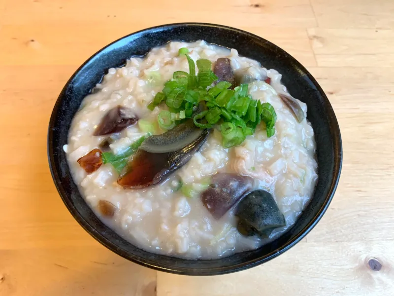 Congee (Rice Porridge) With Preserved Egg