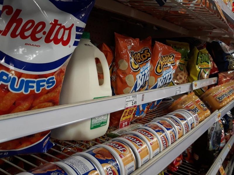 Leaving Chilled Or Frozen Food On Regular Shelves