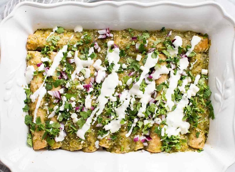 Chicken Enchiladas With Green Salsa