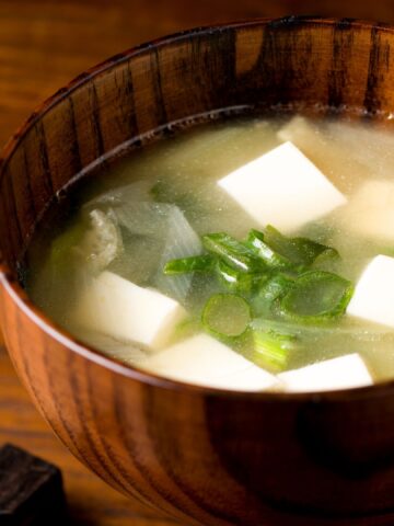 15 Popular Asian Soups That Bring Deep Comfort