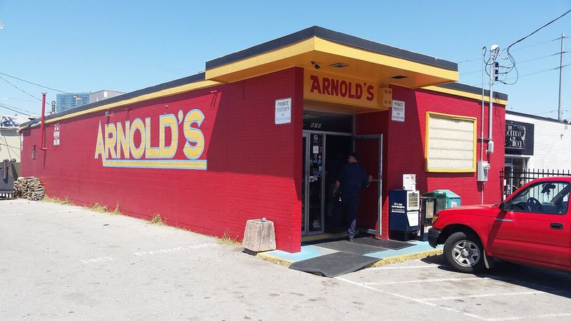 Arnold's Country Kitchen (Nashville, Tennessee)