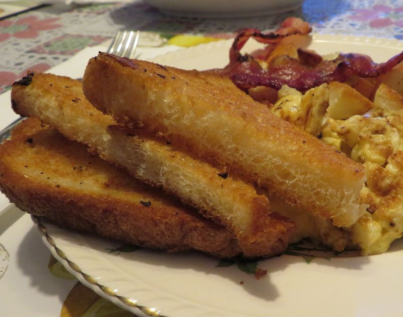 Fried Bread With Eggs