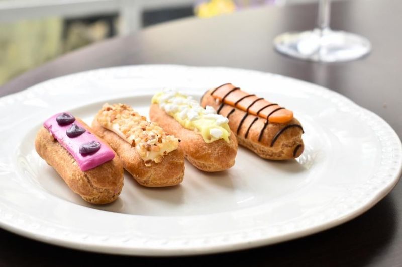 Eclairs
