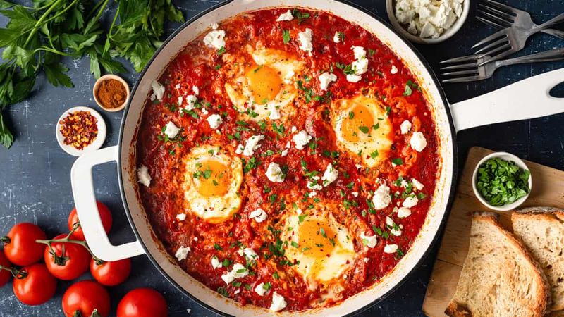 Shakshuka With Crusty Bread