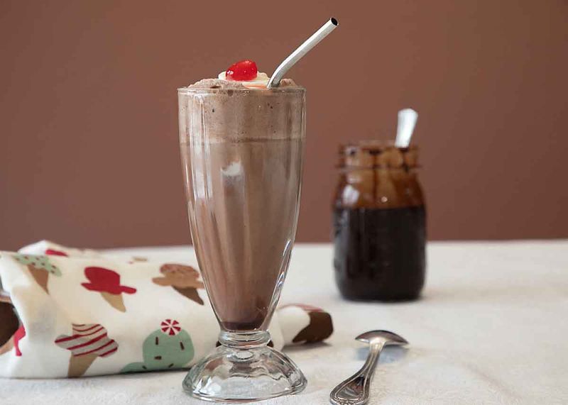 Chocolate And Vanilla Milkshake Float