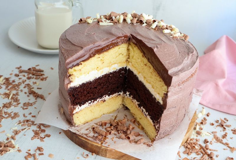 Chocolate And Vanilla Layer Cake