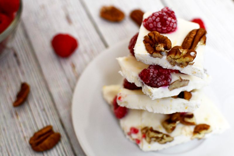 Frozen Yoghurt Bark With Nuts