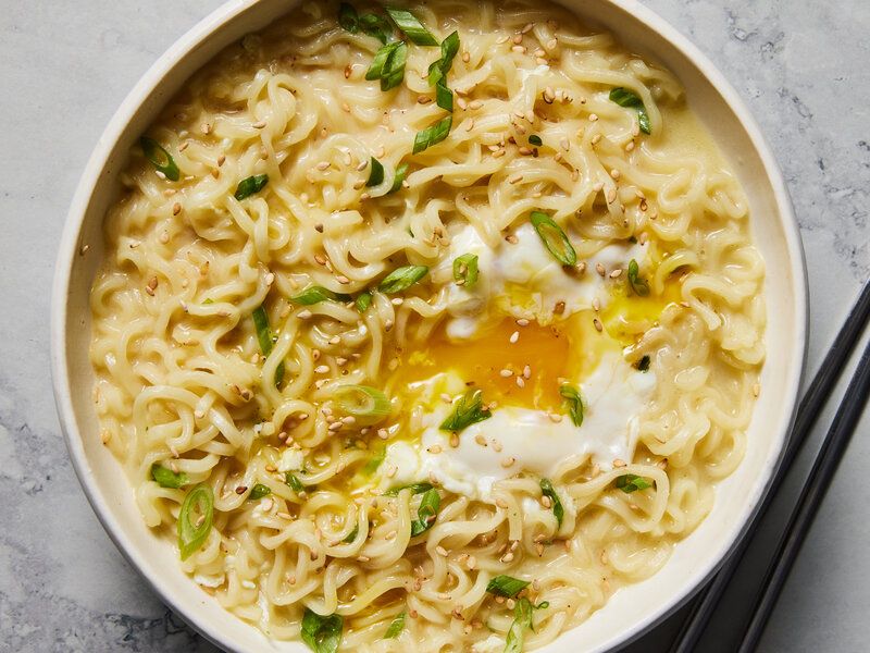 Instant Noodles With Butter