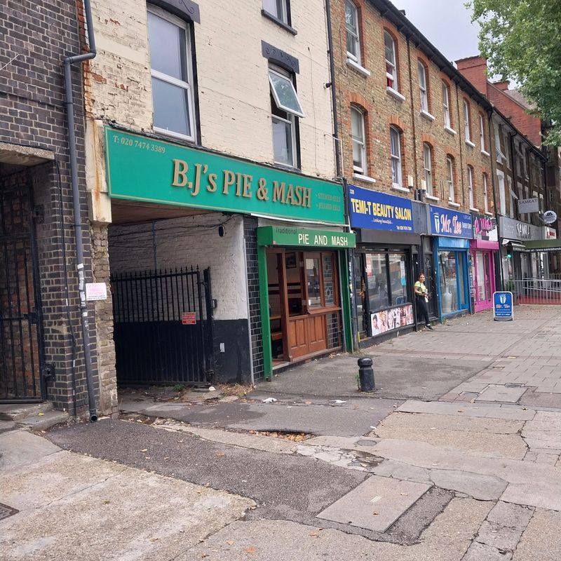 B.J.'s Pie House (Plaistow)