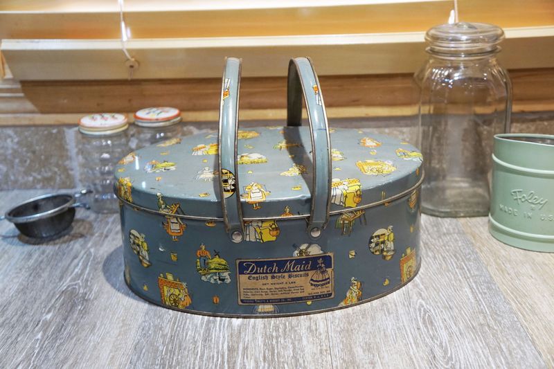 Keeping A Biscuit Tin Even When It's Never Full