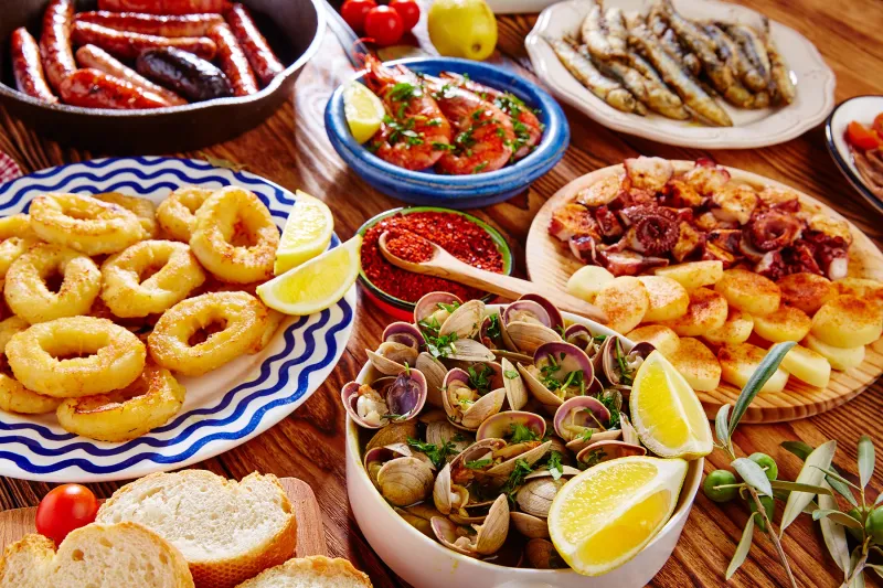 Spanish Late-Night Dining Culture