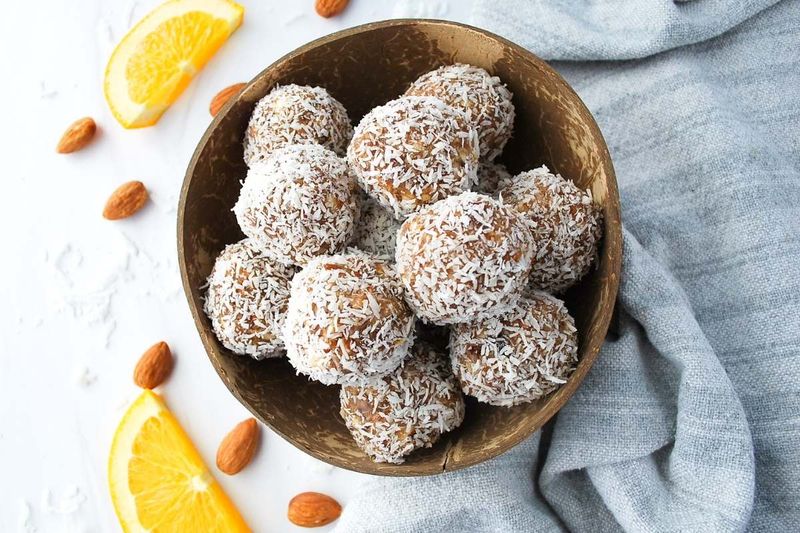 Coconut And Almond Bliss Bites