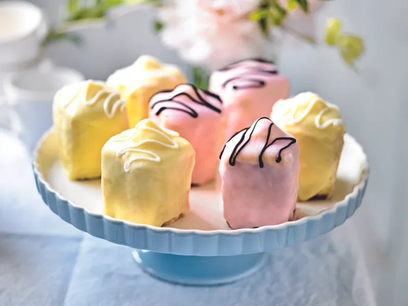 Mr Kipling French Fancies