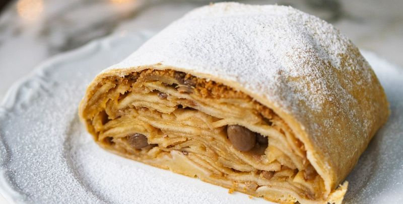 Czech Apple Strudel (Jablečný Závin)