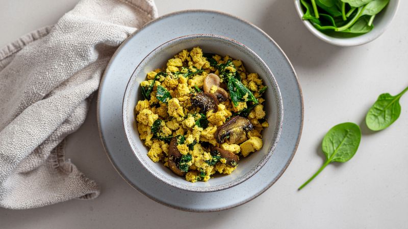 Tofu Scramble With Spinach And Mushrooms
