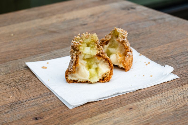 Le Choux's, Ladbroke Grove