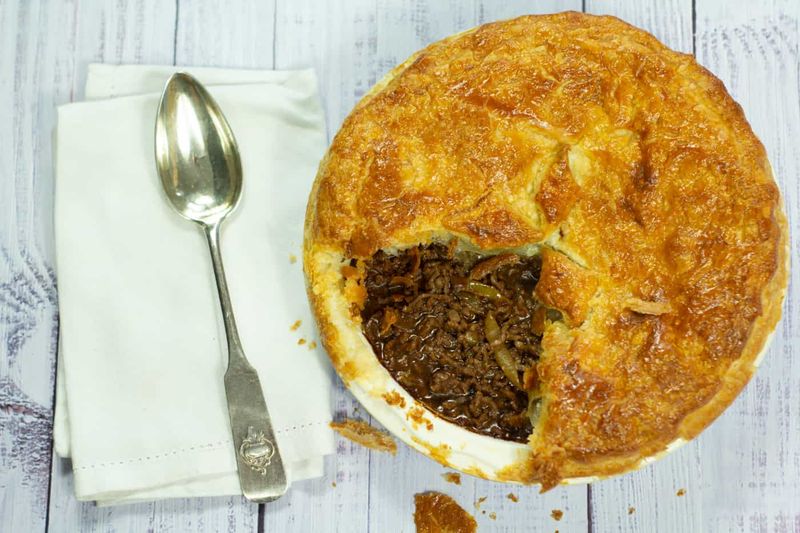 Minced Beef And Onion Pie