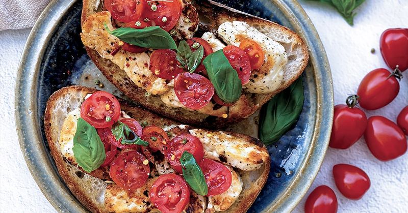 Grilled Tomatoes On Toast