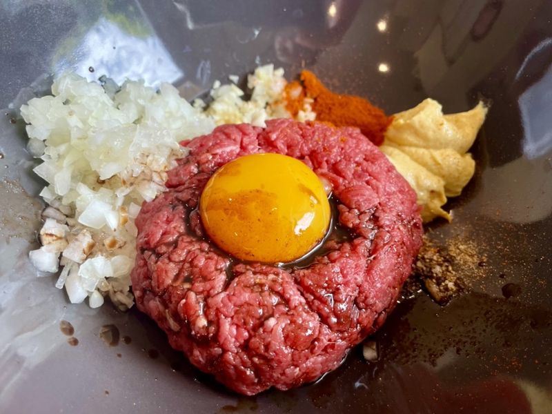 Beef Tartare (Tatarský Biftek)