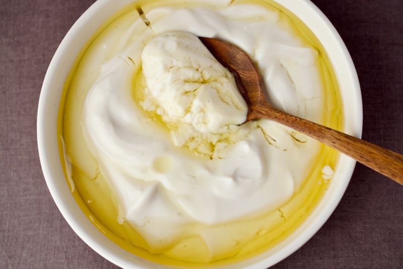 Skyr Yoghurt With Honey Drizzle