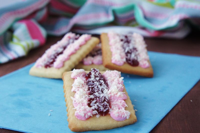 Iced VoVo Biscuits