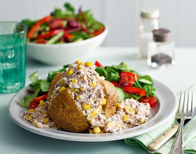 Jacket Potato With Tuna Mayonnaise