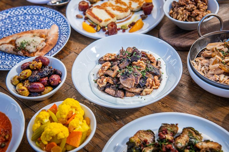Turkish Meze Sharing Culture