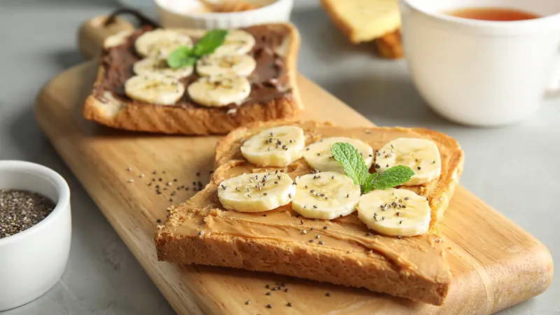 Banana And Peanut Butter Toast