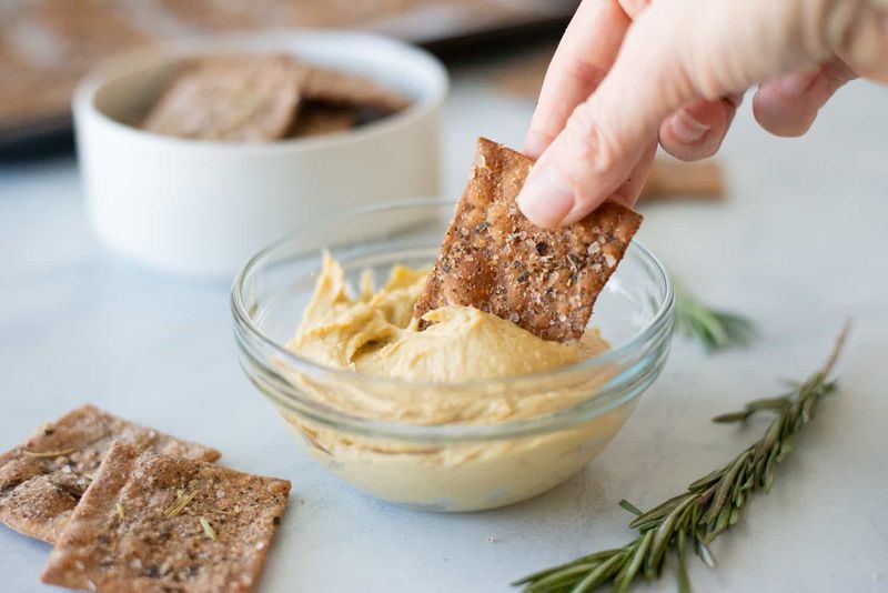 Wholegrain Crackers With Hummus