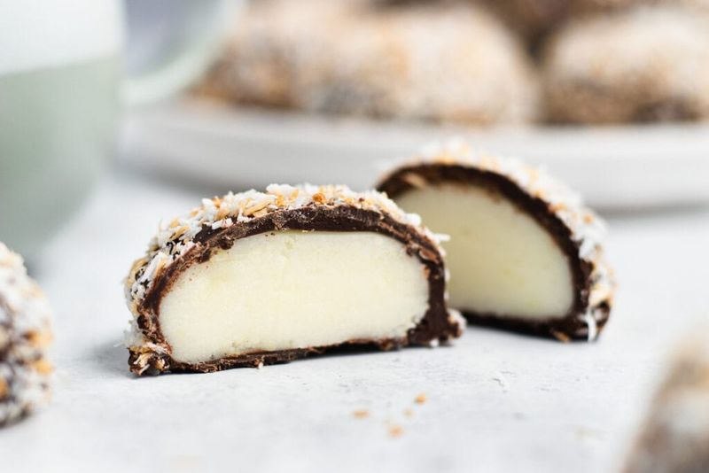 Macaroon Bars