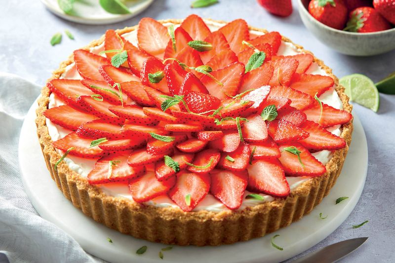 Prepare Scottish Strawberry Topping