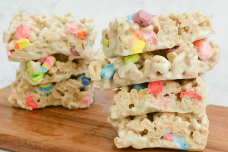 Marshmallow Cereal Bars