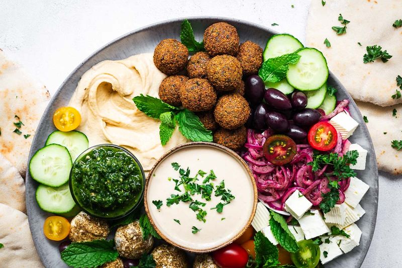 Falafel With Hummus