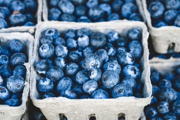 15 Flavonoid Rich Foods For Brain And Heart Health - The Daily Dish