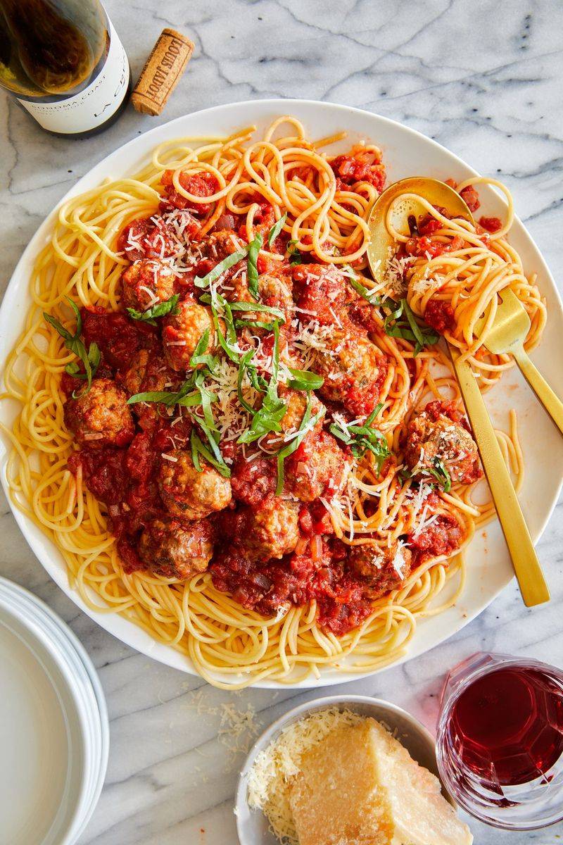 Classic Spaghetti With Meat Balls