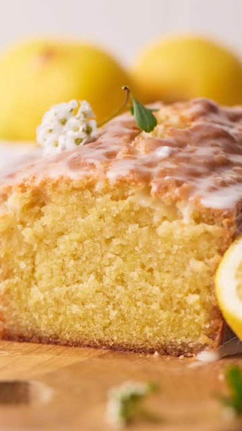 Lemon Drizzle Cake
