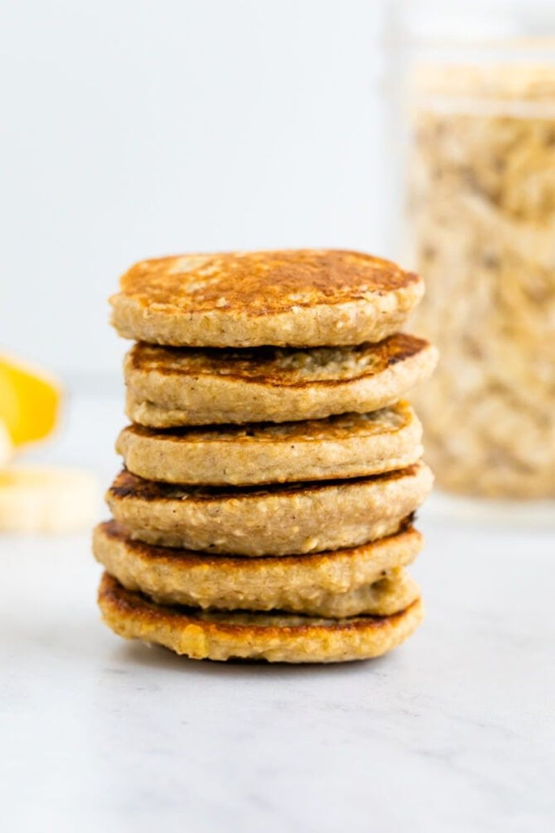 Mini Banana Oat Pancakes