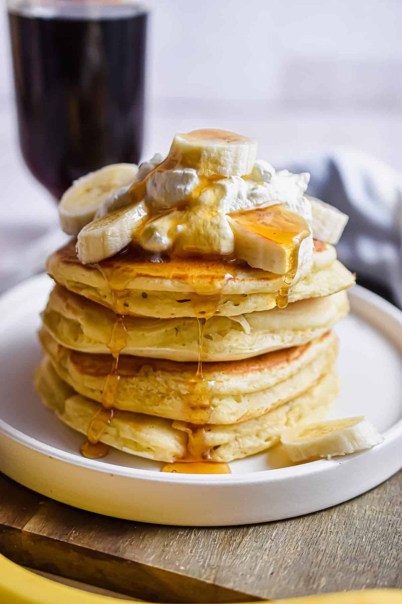 4 Ingredient Banana Pancakes